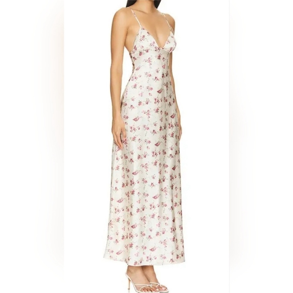 We Wore What Antique white flower dress - Picture 8 of 10